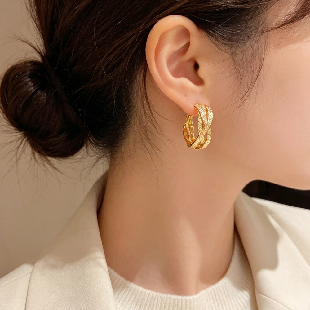 Eaioncol Interlocking C Hoop Earrings Gold 2