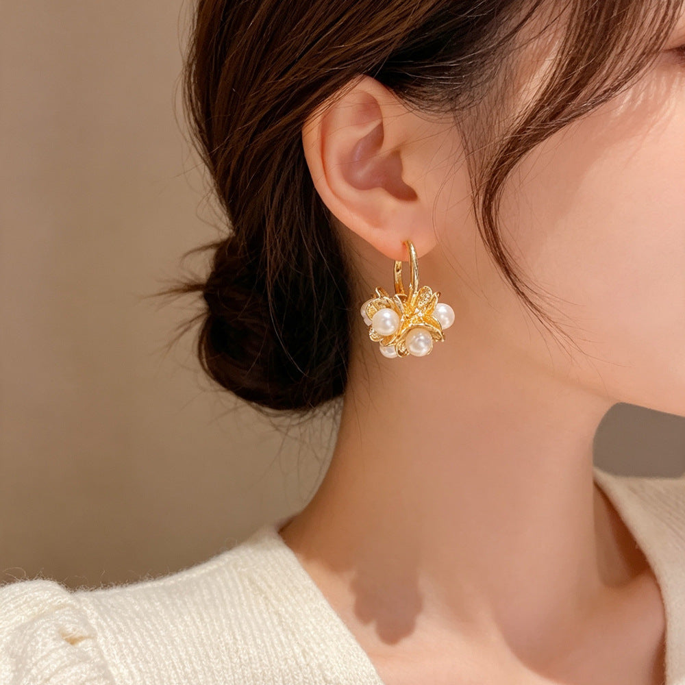 Eaioncol Petal Pearl Hoop Earrings Gold Silver 1
