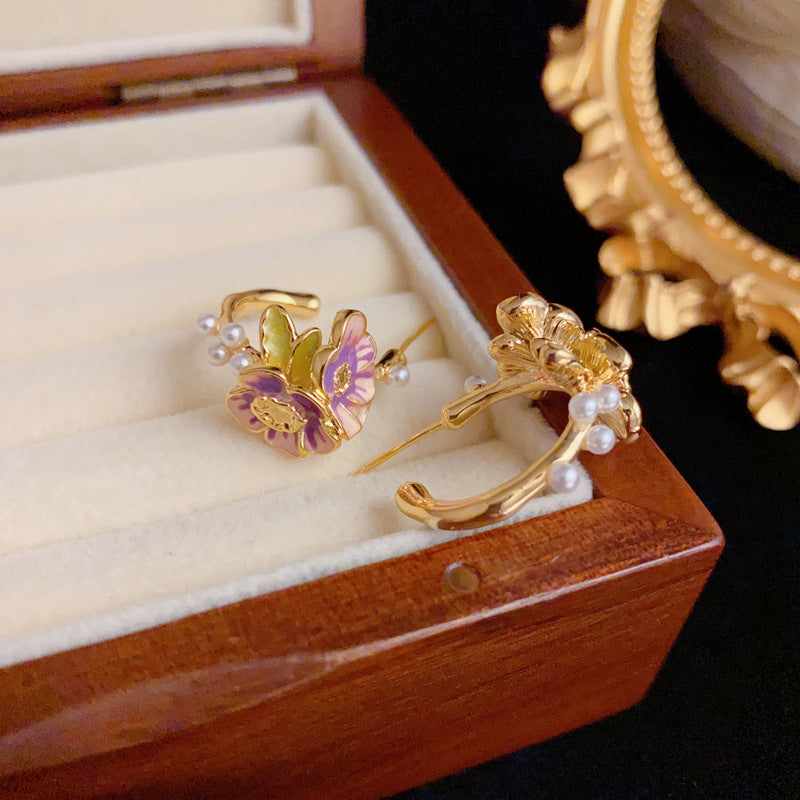 Elegant Pearl & Enamel Petal Hoop Gold Earrings – Floral Design