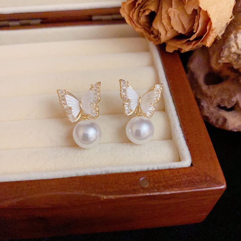 Luxury Zircon Butterfly & Pearl Earrings – Animal-Inspired Design