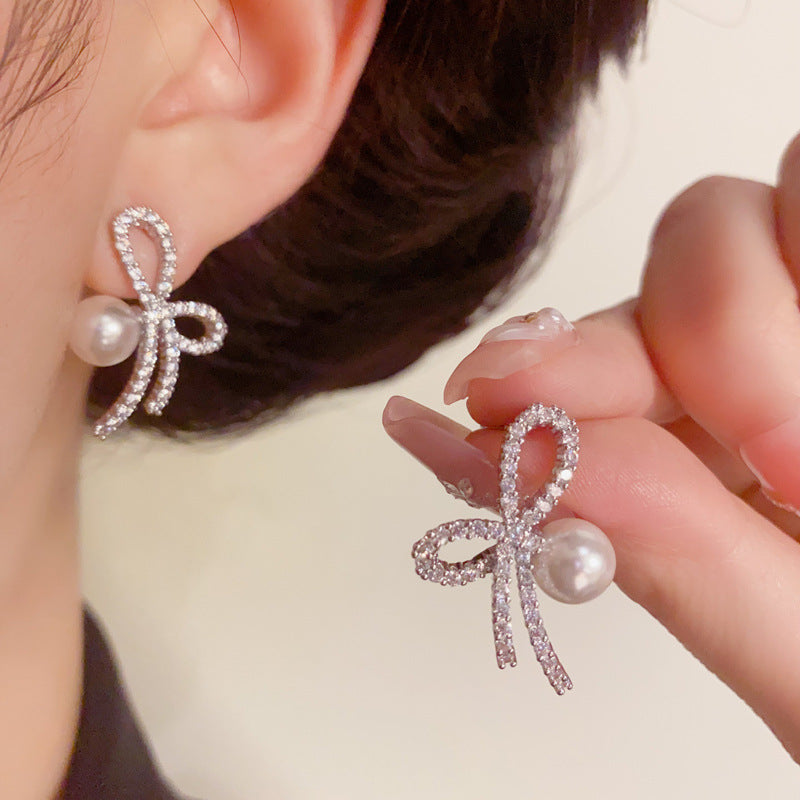 14K Gold Luxury Zircon Bow & Pearl Stud Earrings – S925 Silver Needle