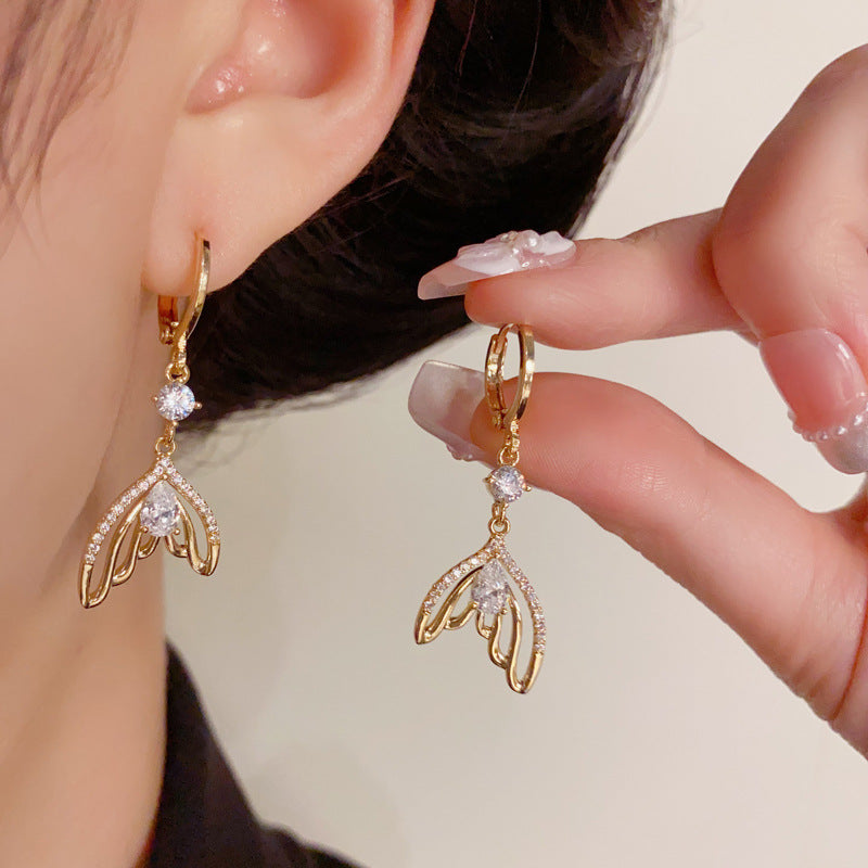Luxury Zircon Hollow Fishtail Tassel Gold Earrings – Geometric Design