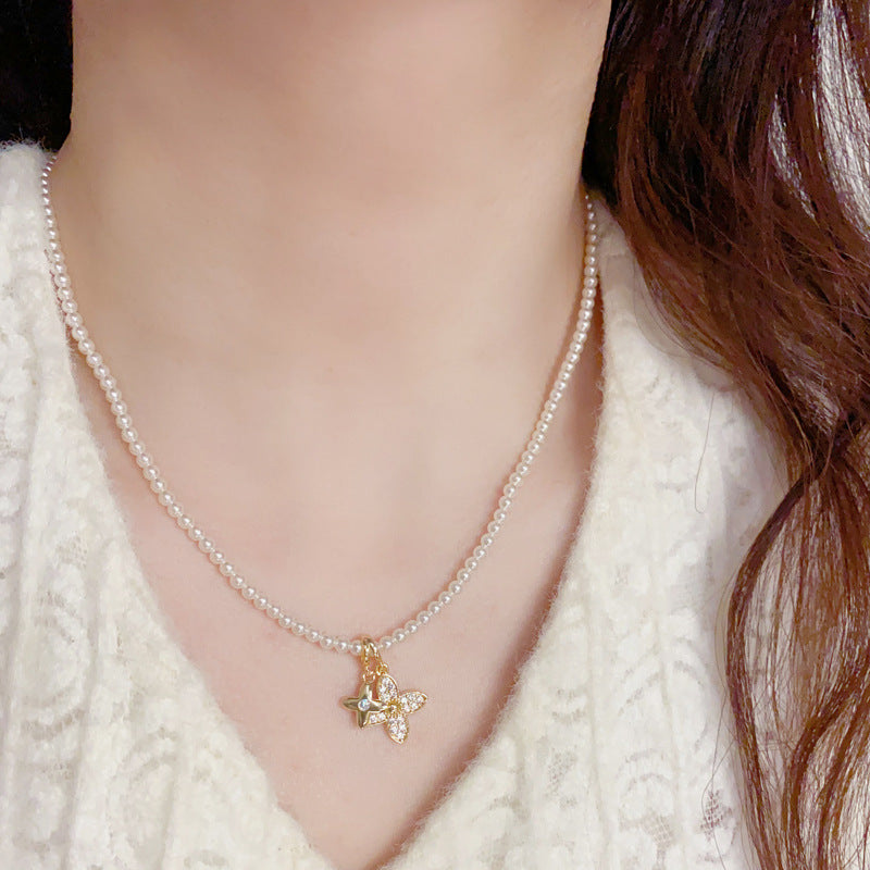 14K Gold Zircon Four-Leaf Flower Pearl Pendant Necklace–Elegant Design