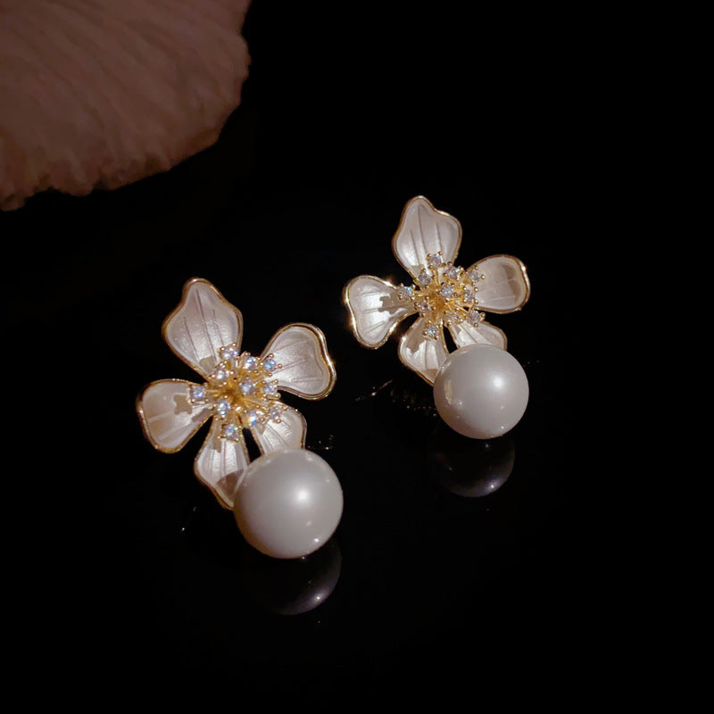 14K Gold-Plated Flower Drop Pearl Earrings – Elegant Minimalist Design