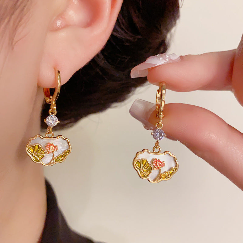 14K Gold-Plated Shell Lotus Peace Lock Earrings – Elegant Design