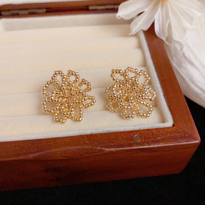 Luxury Beaded Openwork Petal Stud Earrings – Elegant Floral Design