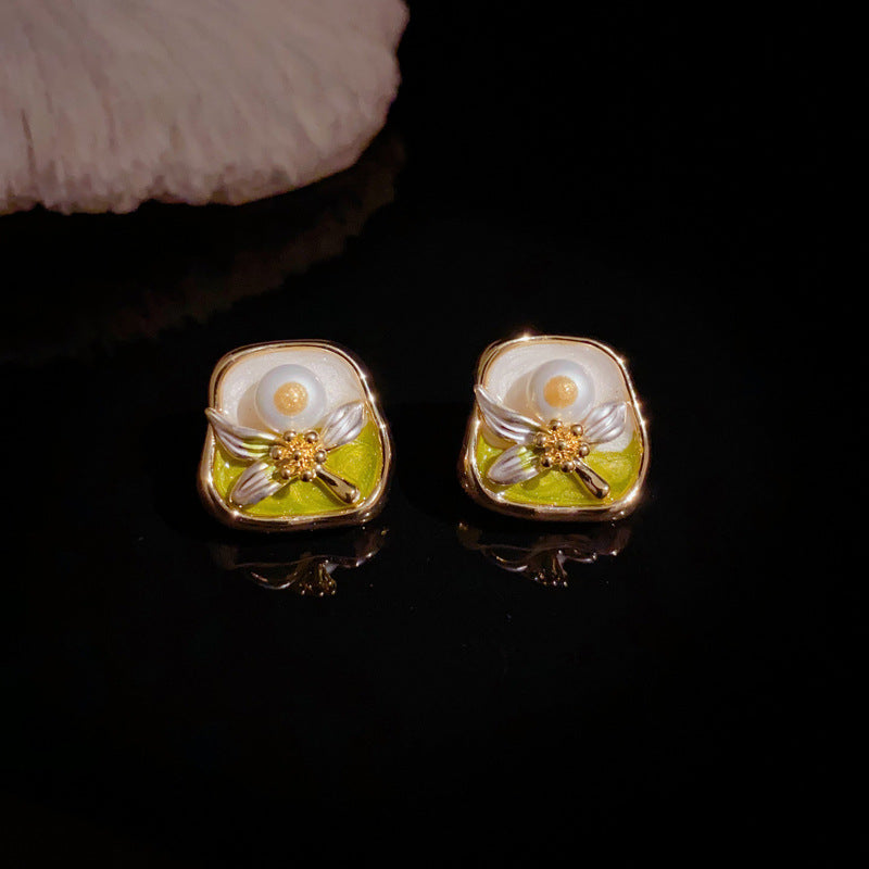 Luxury Green Petal & Pearl Square Stud Gold Earrings – Floral Design