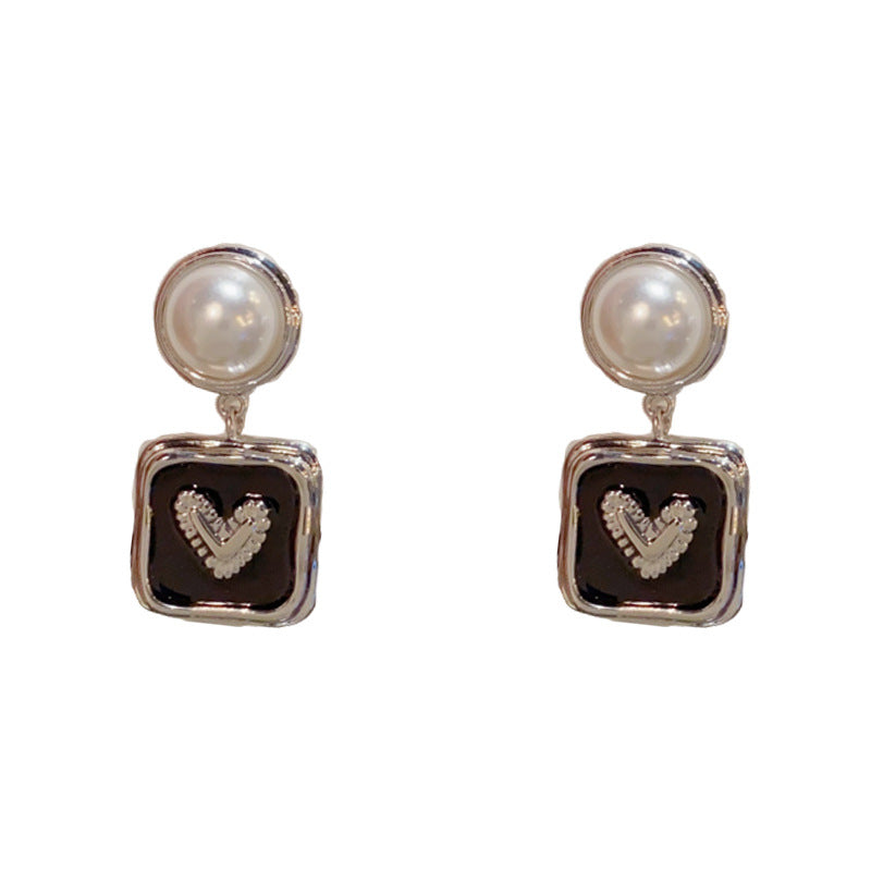 Elegant Pearl Square Heart Drop Earrings – Geometric Design