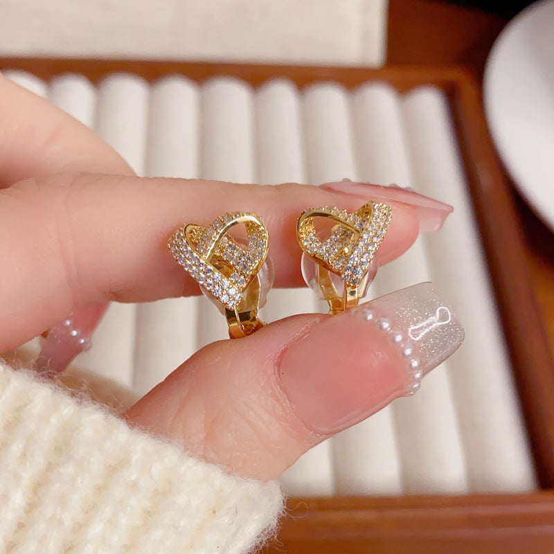 Elegant Full-Zircon Heart Ear Clip – Non-Piercing Clip-On Design