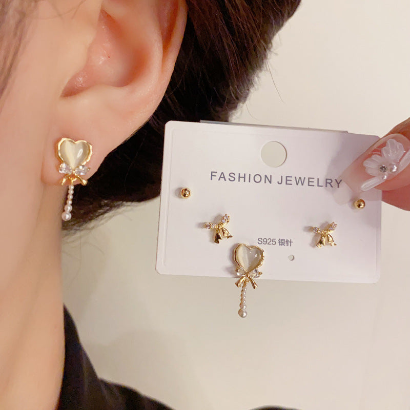 14K Gold-Plated Bow Heart Pearl Tassel Earring Set - Elegant Design