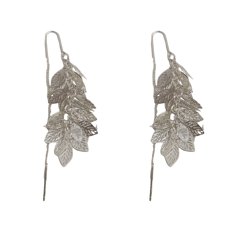Luxury Hollow Metal Leaf Tassel Ear Threader Earrings – Elegant Design