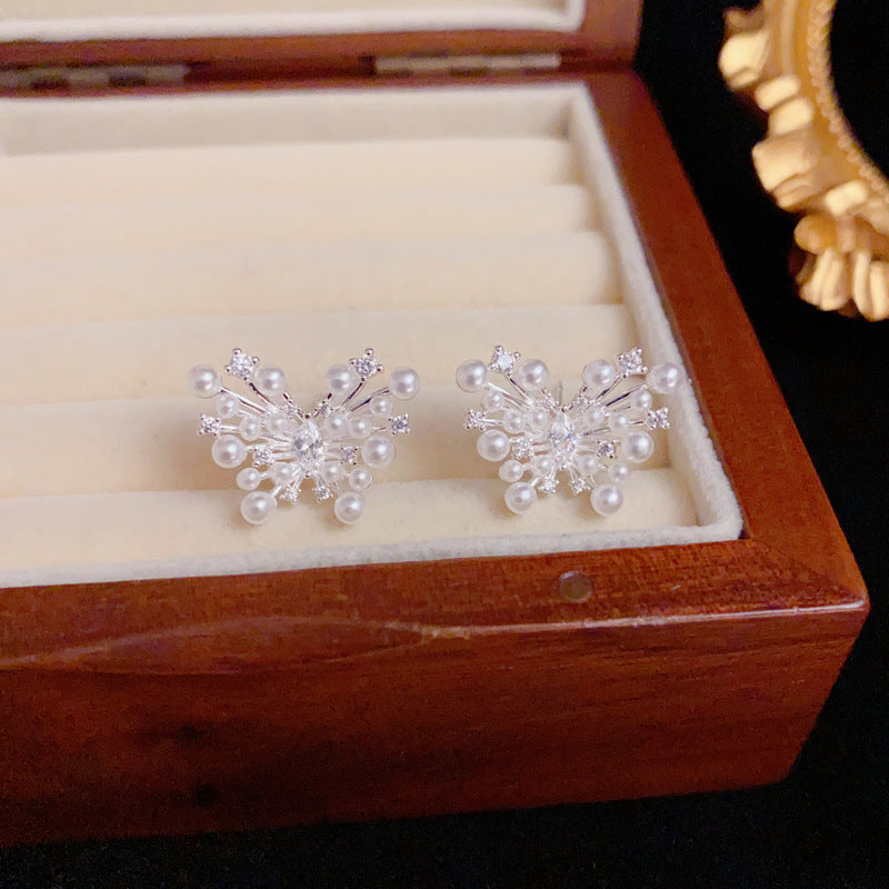 Elegant Zircon & Pearl Butterfly Stud Earrings – Animal Design