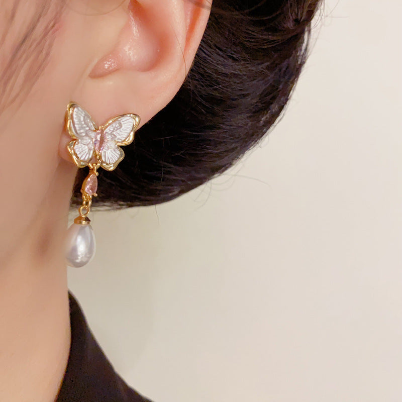 Luxury Butterfly Teardrop Pearl Drop Gold Earrings – Elegant Design
