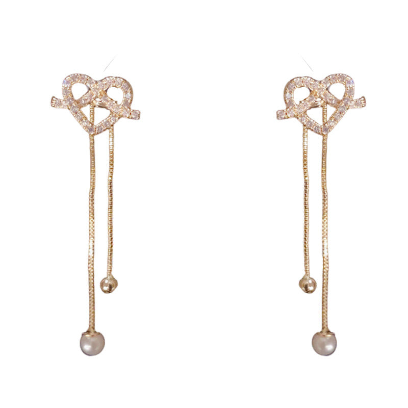 14K Gold Full Diamond Heart Tassel Drop Earrings – Elegant Design