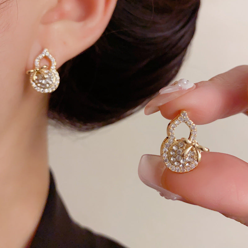 Luxury Full-Zircon Bow Gourd Stud Earrings – Elegant Design