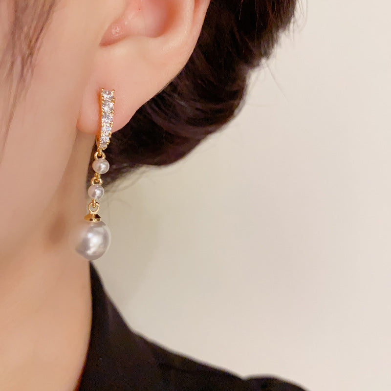 14K Gold-Plated Zircon C-Shaped Pearl Drop Earrings - Chic & Elegant