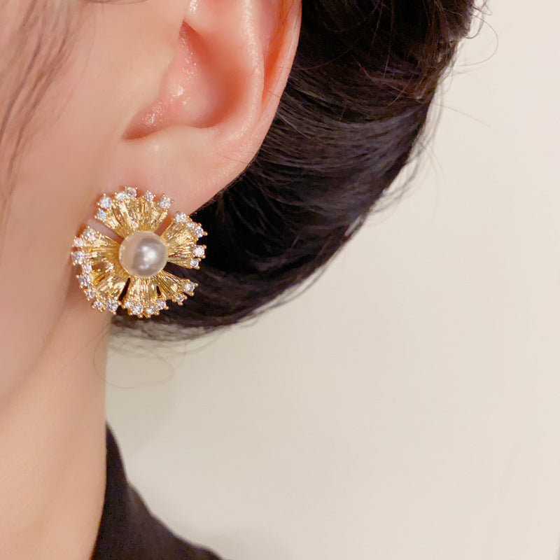 Elegant Metal Zircon & Pearl Petal Stud Earrings – Floral Design