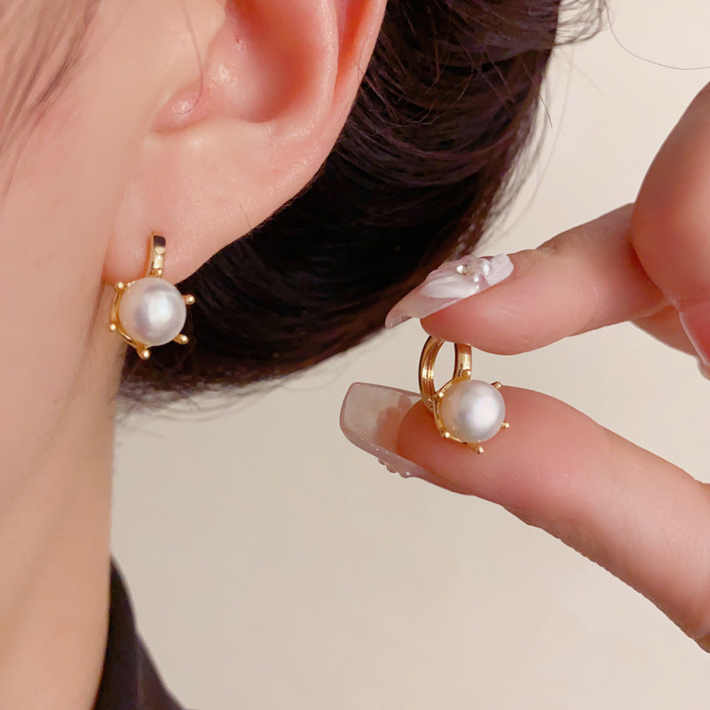 Elegant Freshwater Pearl Ear Cuff Earrings – Geometric Design