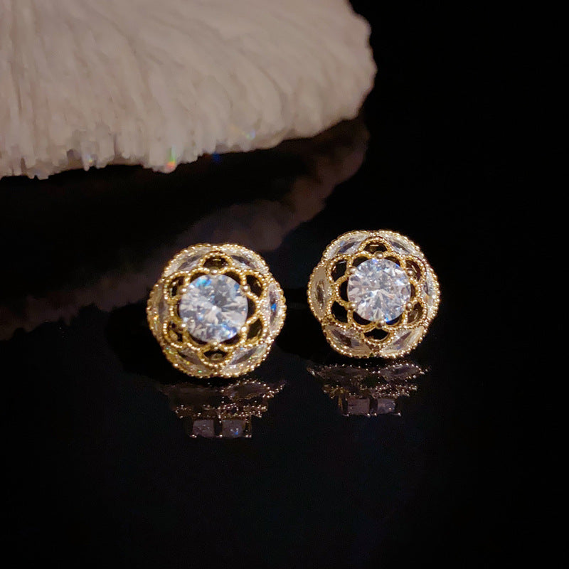 14K Gold Zircon Open Flower Stud Earrings - Chic Elegance Design