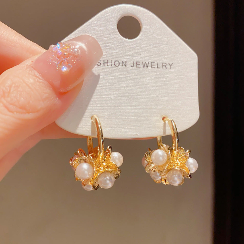 Eaioncol Petal Pearl Hoop Earrings Gold Silver