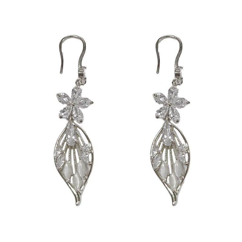 14K Gold-Plated Diamond Flower Leaf Tassel Earrings - Elegant Design