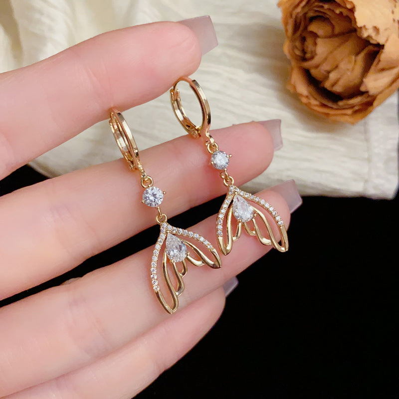 Luxury Zircon Hollow Fishtail Tassel Gold Earrings – Geometric Design