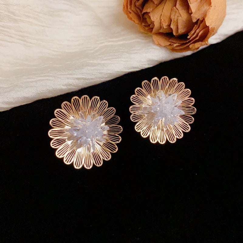 Luxury Metal Frost Flower Petal Stud Earrings – Elegant Design