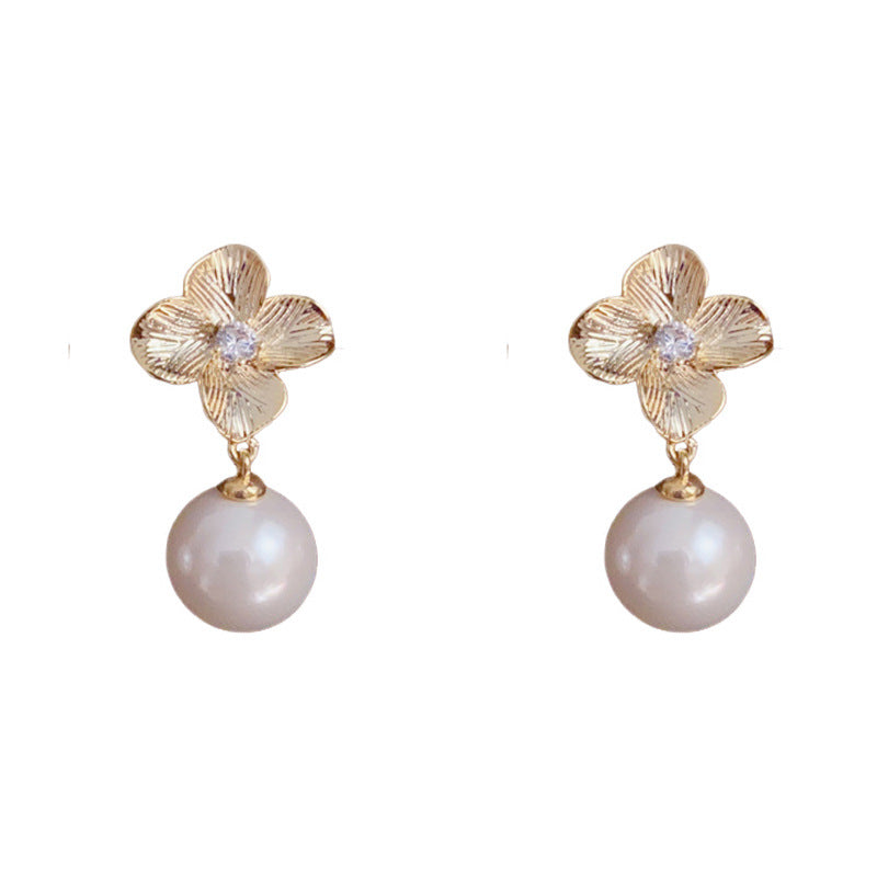 Luxury Metal Petal & Faux Pearl Drop Gold Earrings – Floral Design