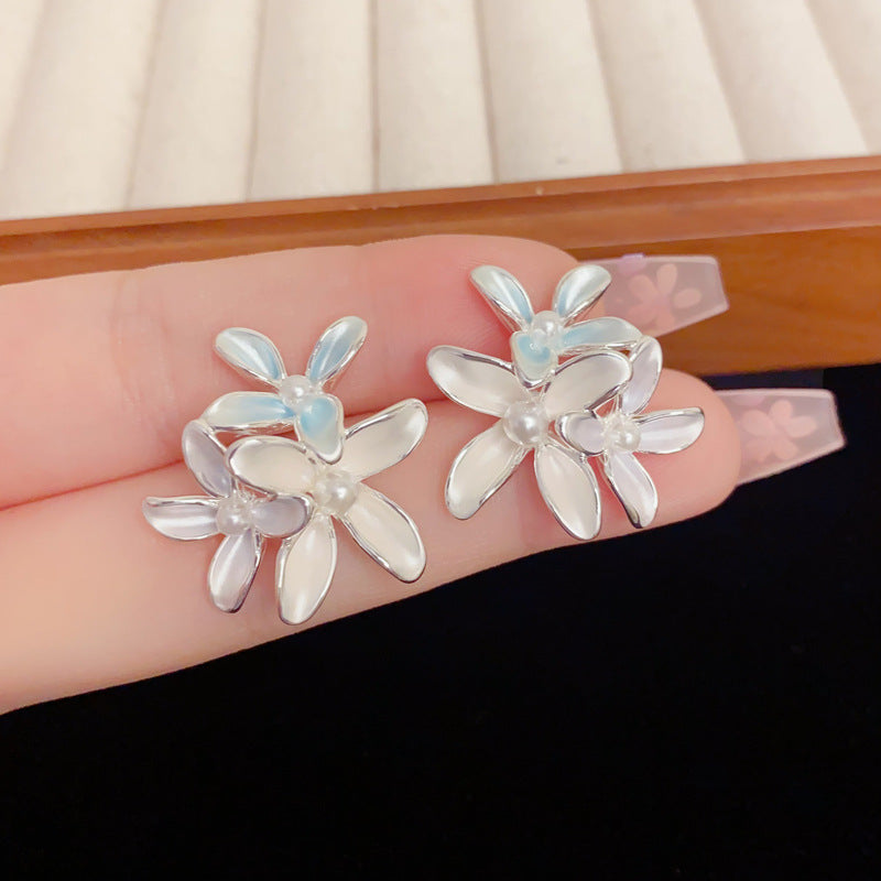 Eaioncol Hand-Painted Petal Stud Earrings Gold