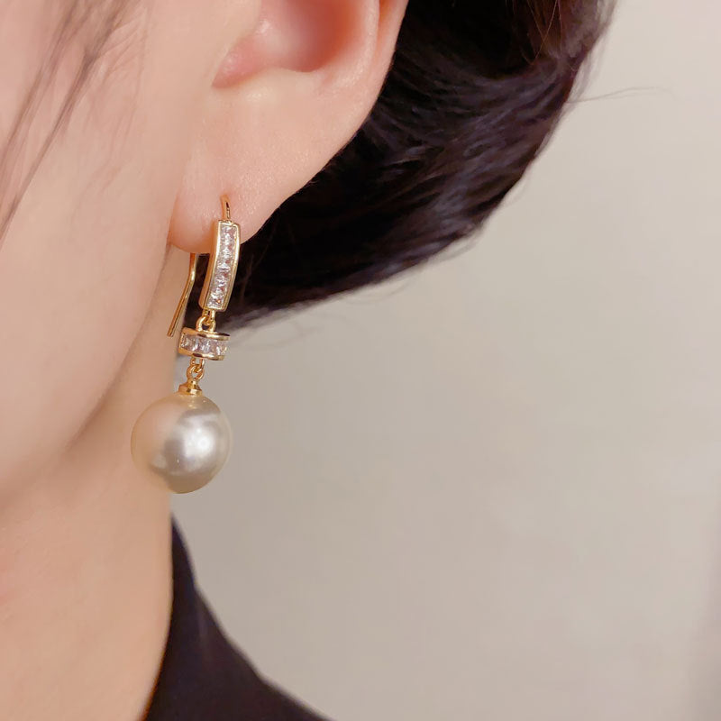 Elegant Zircon Pearl Ear Hooks Dorp Earrings – Minimalist Design