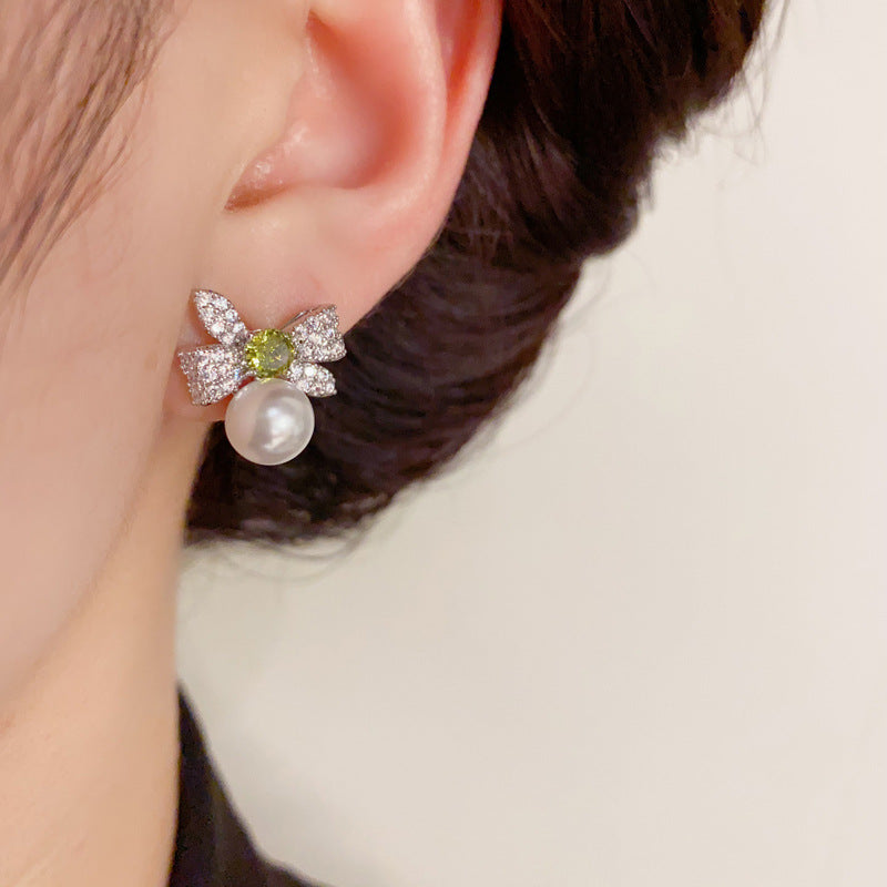 14K Gold-Plated Zircon Butterfly Knot Pearl Earrings - Elegant Design