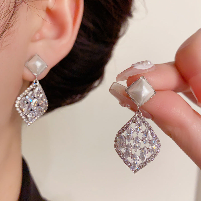 14K Gold Pearl Zircon Rhombus Drop Earrings - Chic Elegance Design