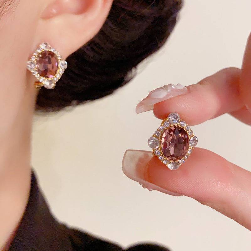 Elegant Zircon Diamond-Shaped Crystal Stud Earrings – Geometric Design