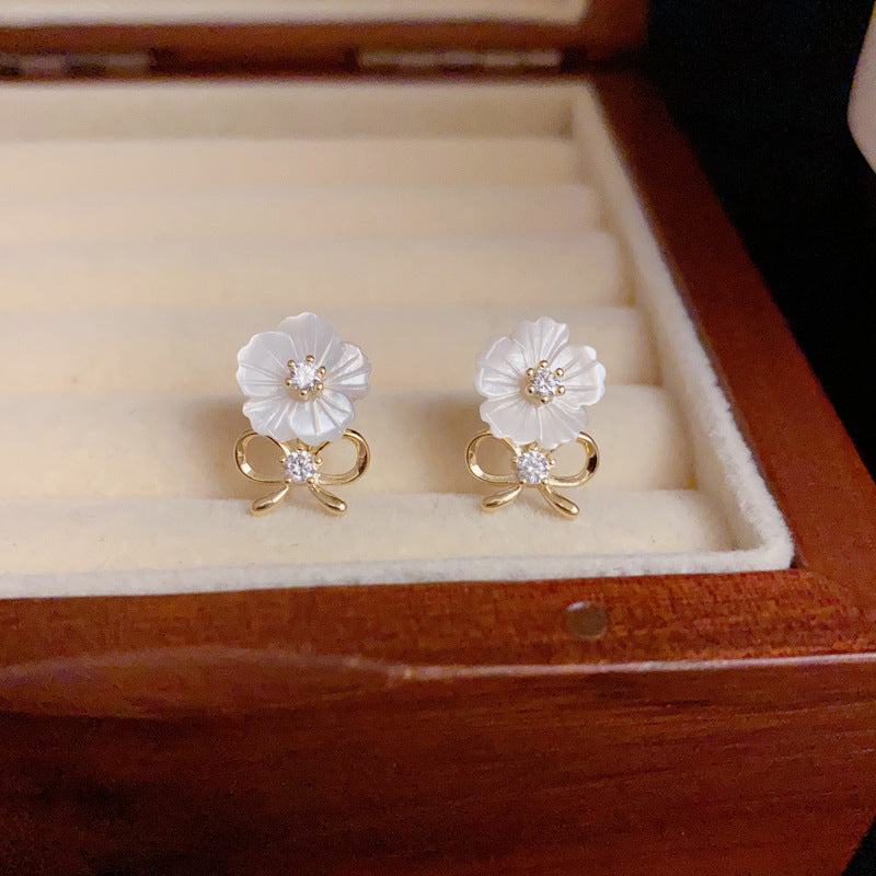 14K Gold-Plated Mother-of-Pearl Flower Bow Stud Earrings – Chic Style