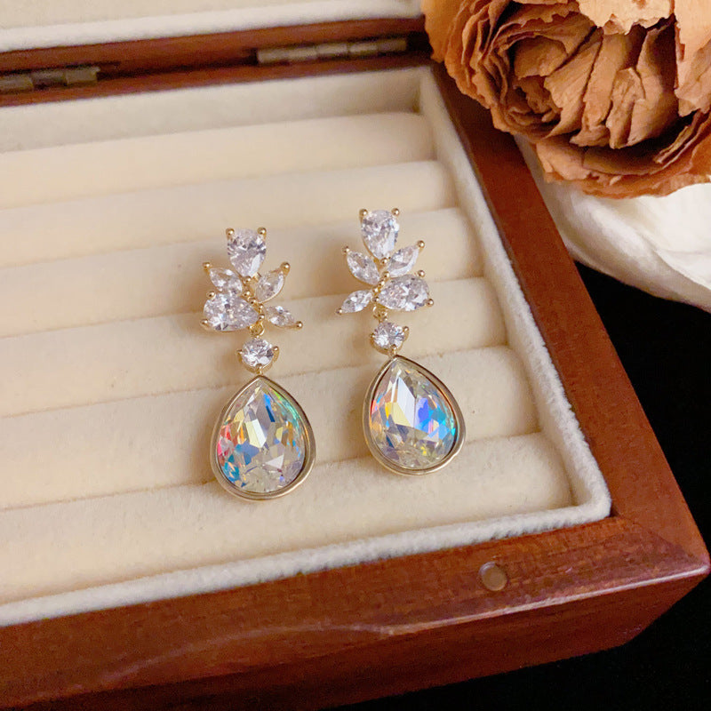 Luxury Zircon Leaf & Droplet Drop Earrings – Nature-Inspired Design