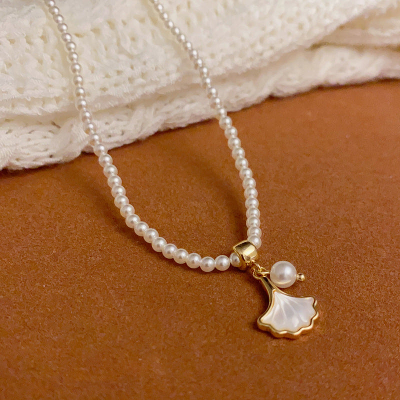 14K Gold Mother-of-Pearl Ginkgo Leaf Pendant Necklace – Elegant Chain