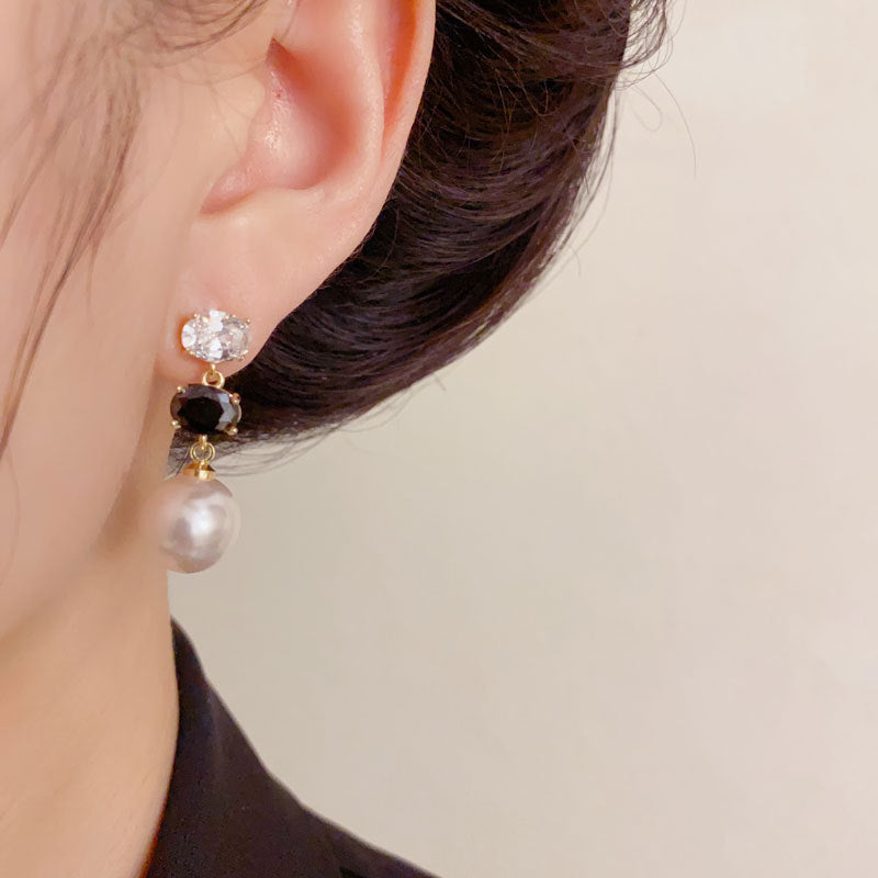 Luxury Oval Color-Block Pearl Tassel Drop Earrings – Elegant Design