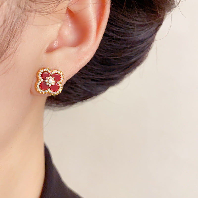 Elegant Zircon Red Four-Leaf Clover Stud Earrings – Floral Design