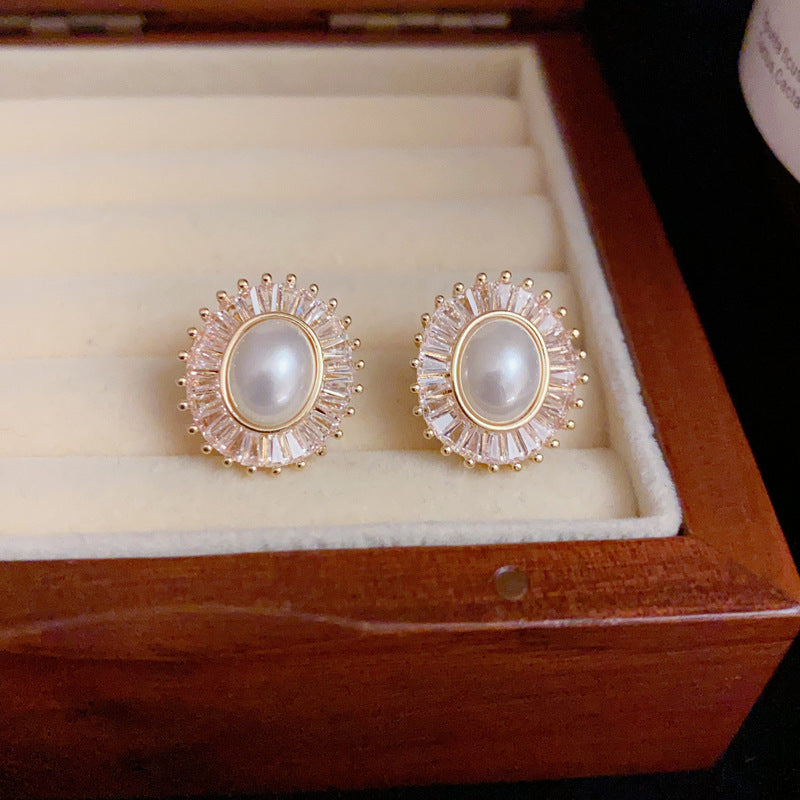 14K Gold Zircon Pearl Sunflower Stud Earrings- Chic Elegance Design