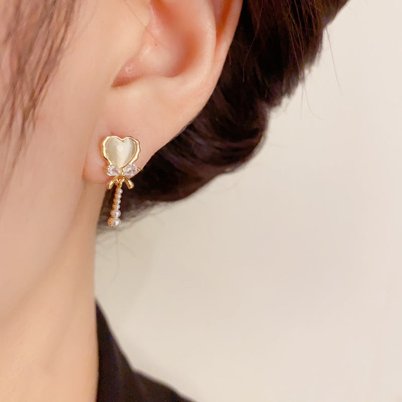 14K Gold-Plated Bow Heart Pearl Tassel Earring Set - Elegant Design