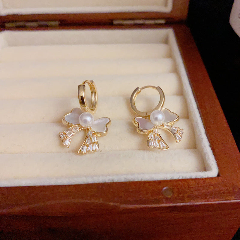 14K Gold-Plated Shell Zircon Bow Ear Cuffs – Elegant Chic Design