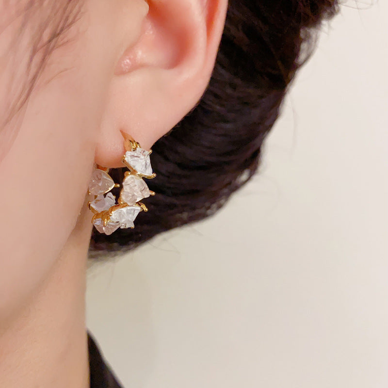 14K Gold Green Crystal Heart Ear Cuff - Chic Elegance Design