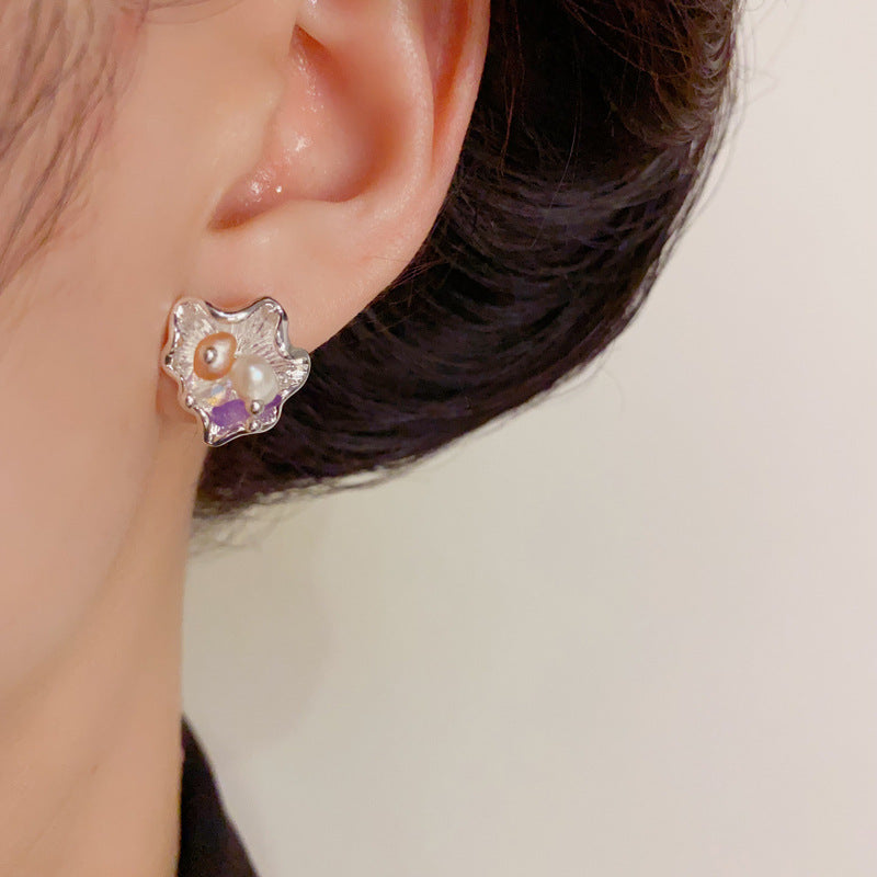 Handcrafted Irregular Freshwater Pearl Stud Earrings – Elegant Design
