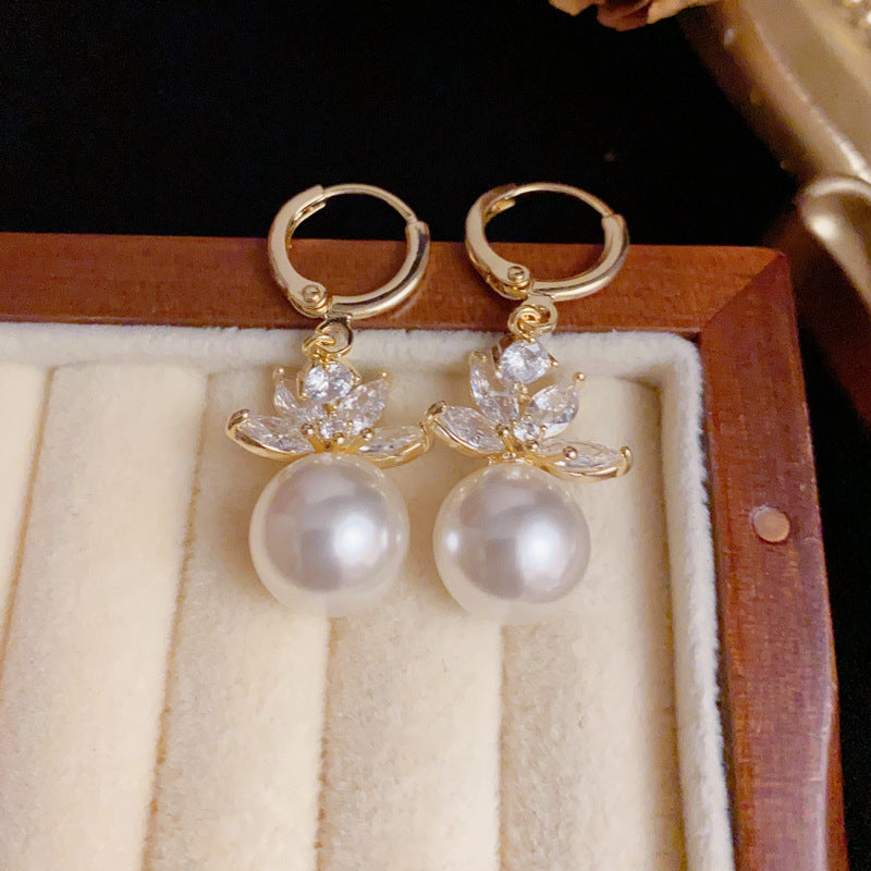 French-Style Zircon Leaf & Pearl Tassel Earrings – S925 Silver Needle