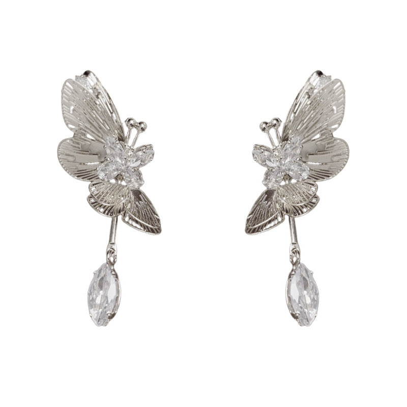 Luxury 3D Butterfly Tassel Drop Earrings – Elegant Design