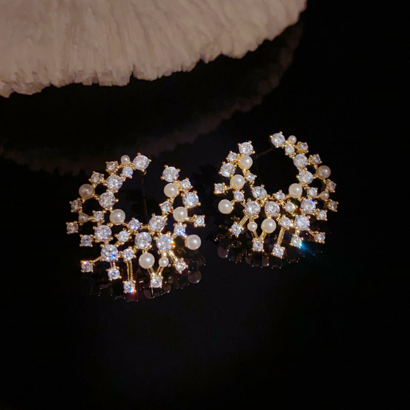 14K Gold-Plated Full Rhinestone Pearl C-Shaped Earrings – Chic Design