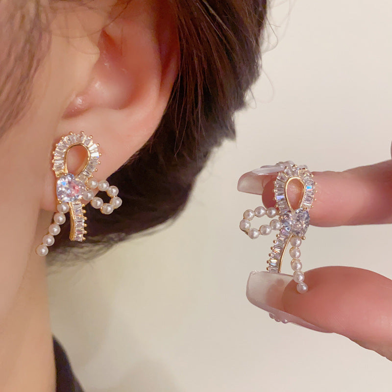 14K Gold-Plated Pearl Heart Zircon Butterfly Earrings - Elegant & Chic