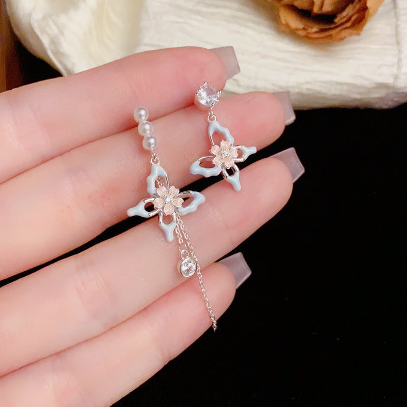 Enamel Flower & Butterfly Asymmetric Drop Earrings – Elegant Design