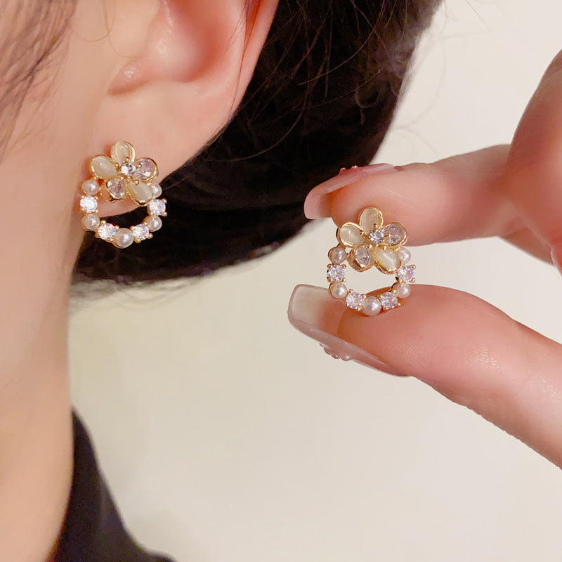 14K Gold Luxury Flower Zircon & Pearl Round Earrings – Elegant Design