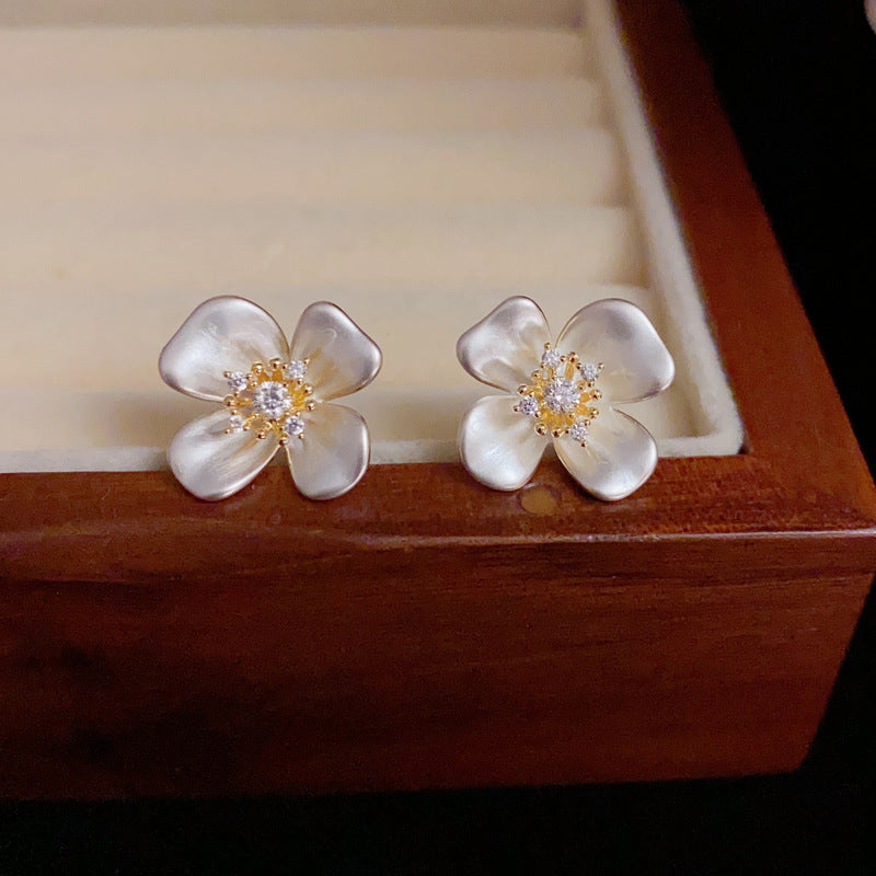 14K Gold-Plated White Metal Flower Stud Earrings -Elegant &Chic Design